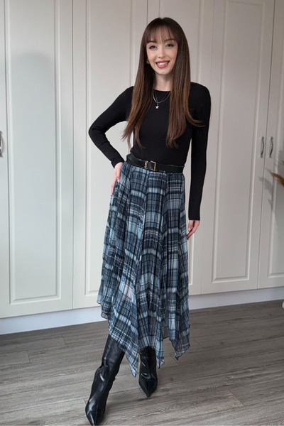 Dilay Gökoğlu Butik Asimetrik Astarlı Şifon Midi Etek