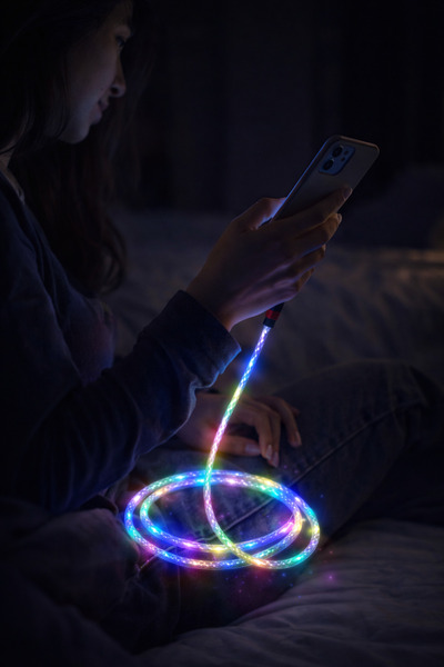 TR IŞIKLİ ŞARJ KABLOSU