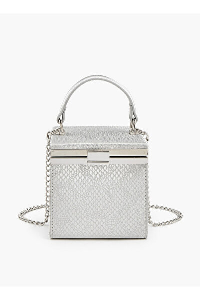 Flora Bella by Shoexpress Textured Clutch with Detachable Chain Strap Ramadan...