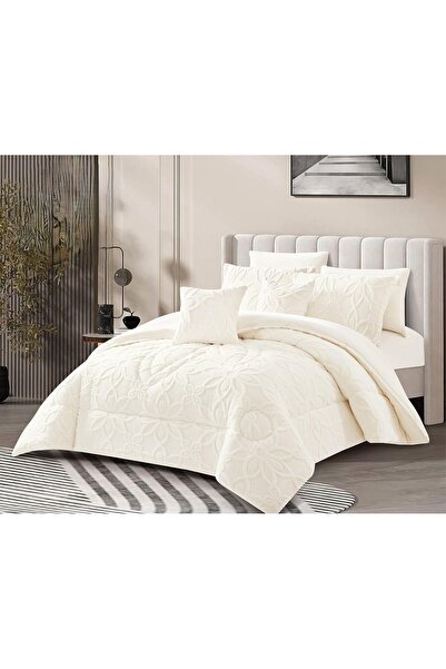 Red Rose Double winter duvet cover set in velvet and faux fur with a royal de...