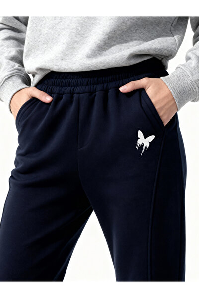 EFFRENATU Sweatpants with Lacevert Pockets and Butterfly Print