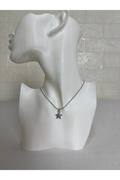 Butik Women's Silver Color Mini Star Figured Thin Chain Necklace – Minimal Chic