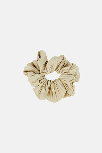 Muy Mucho Women Ruffle Scruchie, Beige