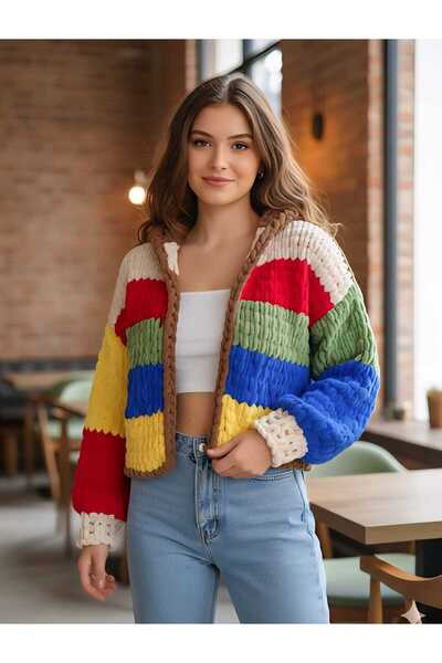 A&D HANDMADE Hand Knitted Puffy Hooded Crop Cardigan