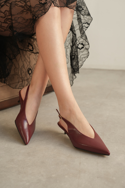 Long Star Women's Burgundy Pointed Toe Strappy Buckle Low Heel Classic Office...