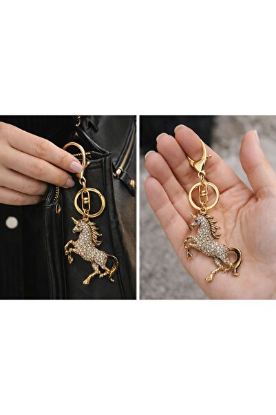 thesecret desire Taşlı At Figürlü Anahtarlık Gold Kaplama Şık Çanta Aksesuarı