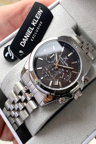 Daniel Klein ساعة يد رجالية بسوار من الفولاذ المقاوم للصدأ مع جميع الوظائف