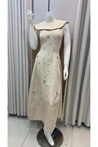 1227024 Computer-embroidered crystal jalabiya