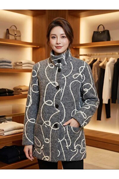 ihaoo Short oversized coat made of looped fabric