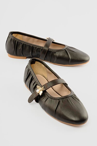 Mubiano Balerini de damă cu aspect de piele încrețită, cu cataramă perlată, m...