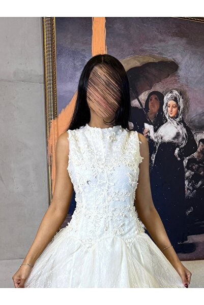 TOP BERLANTY "Pure Elegance" white dress - with lace and tulle details