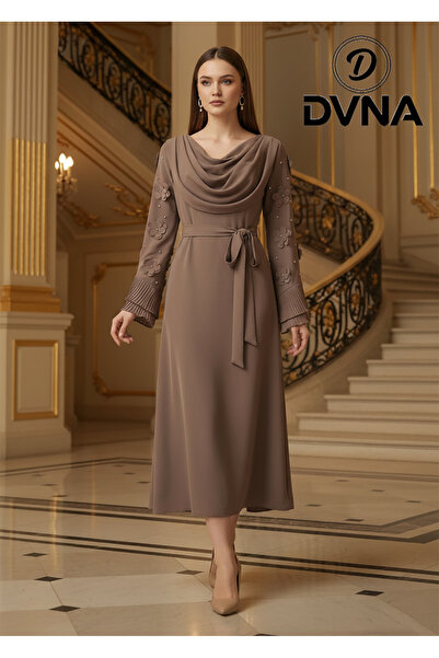 DVNA Midi dress with three-dimensional floral details and pleated chiffon ruf...