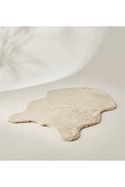 Lifestyle Faux Fur Rug - 90 x 120 cms