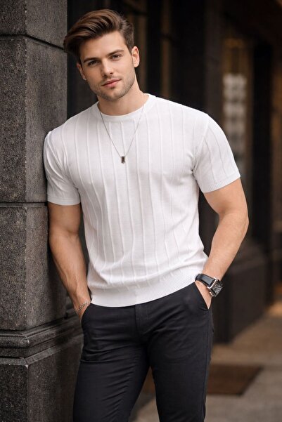 DeFacto Erkek Yazlık Kısa Kollu Bisiklet Yaka Polyemid A Kalite Dikine Çizgil...