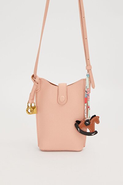 Levidor Pink Horse Charm Detailed Shoulder Bag