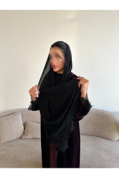 outline Winter velvet abaya with lace and matching headscarf