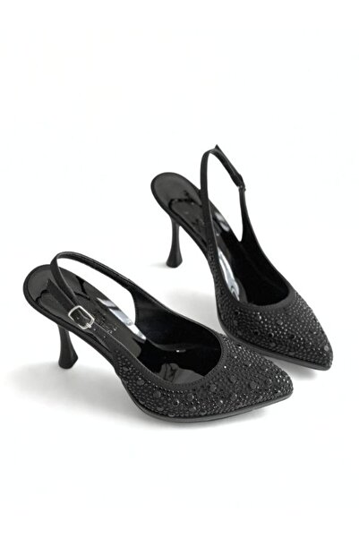 Favi Ayakkabı حذاء سهرة أسود لامع مفتوح من الخلف بمقدمة مدببة ونعل سميك