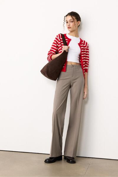 Stradivarius Geniş paça pantolon