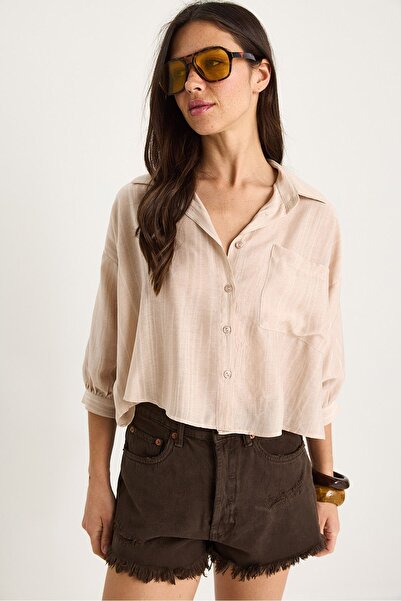 Hiccup Bianco Lucci shirt with half sleeves and single pocket, with its own s...