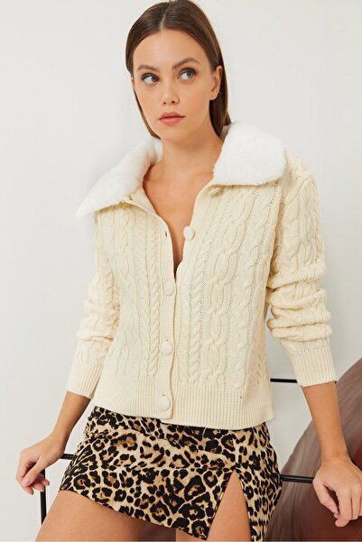 Hiccup Bianco Lucci knitted cardigan with fur collar and braids
