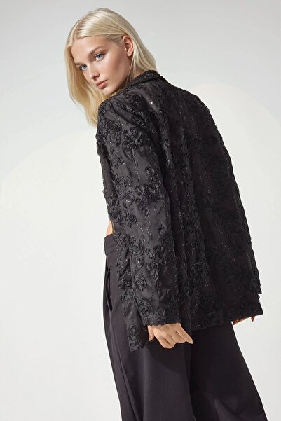 Hiccup Blazer with floral details and sequins from the Pika collection