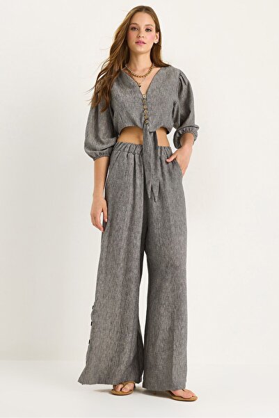 Hiccup Bianco Lucci two-piece set for blouse with tie detail, pants with line...