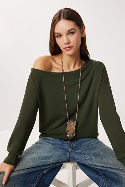 Hiccup ISTANBUL sweatshirt with asymmetric collar and long sleeves, relaxed cut