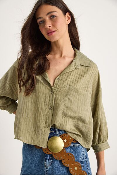 Hiccup Bianco Lucci shirt with half sleeves and single pocket, with its own s...