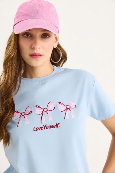 Hiccup LUCCI T-shirt with round collar and short sleeves, embroidered