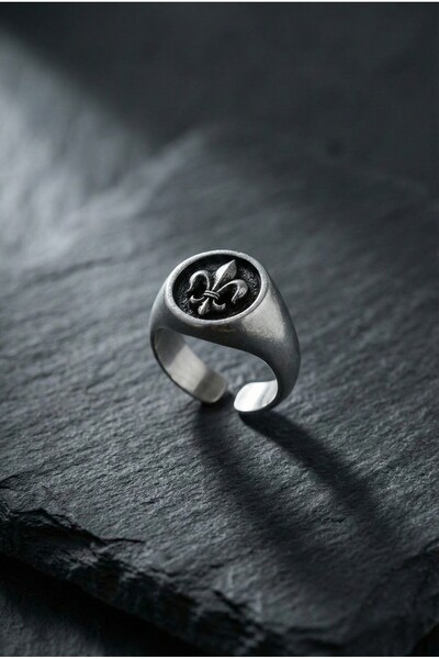 KARV Gümüş Renk Fleur De Lis Mühür Yüzük - Zambak Desenli Şövalye Ayarlanabil...