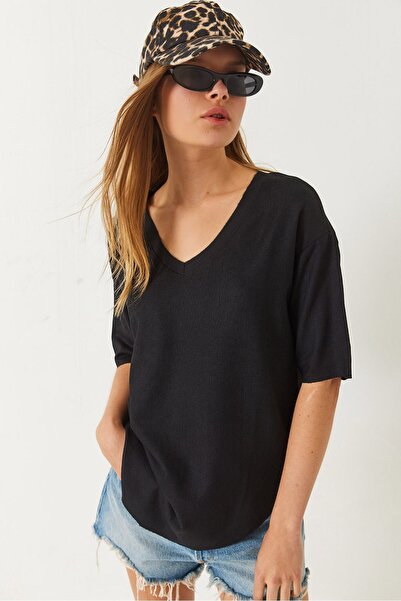 Hiccup Tricou simplu Bianco Lucci cu decolteu în V și croială ovală, model cr...