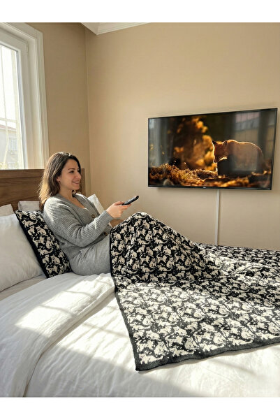 Handmaddetr Kedili Battaniye + Tek Kırlent