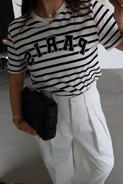 Özge Özgenç Çizgili Paris Baskılı Tshirt