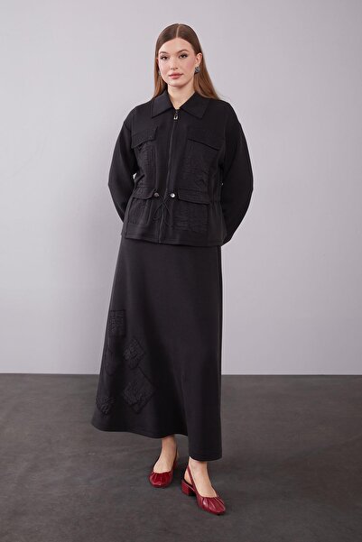 Levidor Black ruched patch detailed skirt set