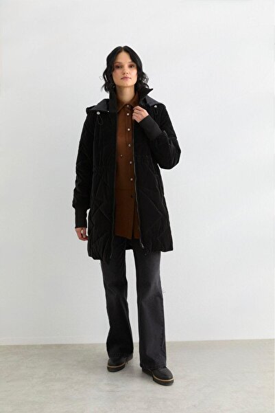 Doque 67035 YAKASI VE KOL UCU LASTIKLİ CEP DETAYLI KISA ANAROK KABAN