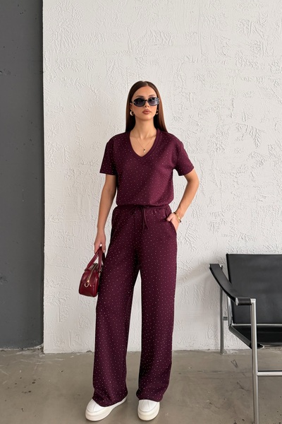 LE CARAMBOLE Women's Burgundy Stone Detailed V-Neck Blouse and Trousers Two-P...