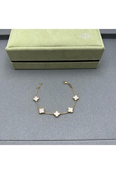 Treasures سوار فان كليف أند آربلز هو سوار فينتاج ألامبرا.