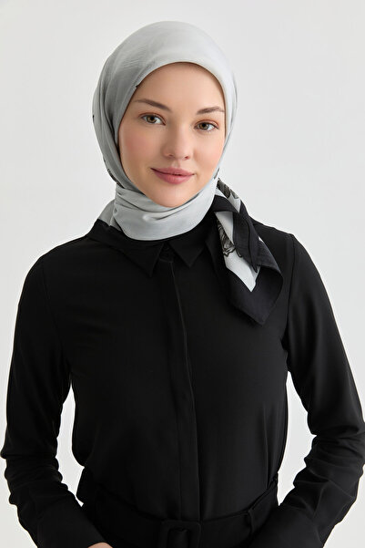 Tuğba Funda Çiçek Desenli Natural Eşarp - Gri