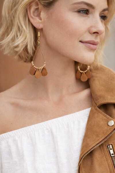 Atölye Taba Kadın Hakiki Deri ve Boncuk Detaylı Küpe