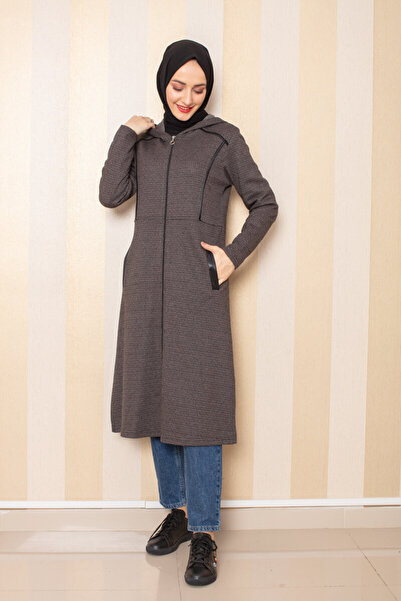 İbrahim Burak Etiler Collection قبعة حجاب بجيب بني