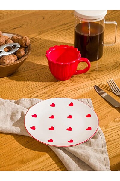 LC Waikiki Red Heart Printed Porcelain Plate 20 cm (S6)