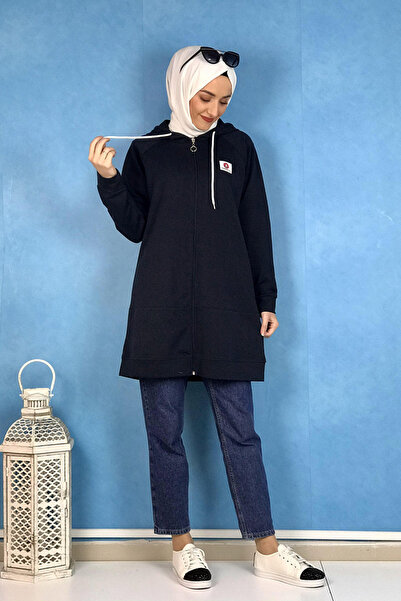 İbrahim Burak Etiler Collection قبعة بسحاب باللون الأزرق الداكن