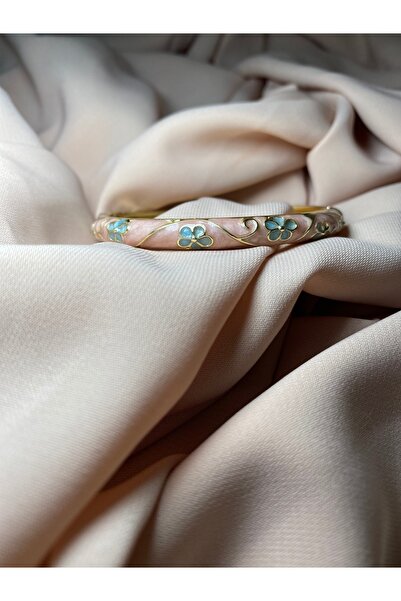 Hiis Store Gold Renk Çiçek Desenli Mineli İşlemeli Kelepçe Bilezik