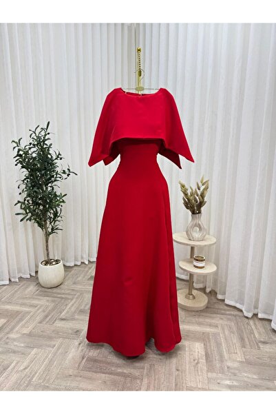 Kendallksa Jude's royal dress