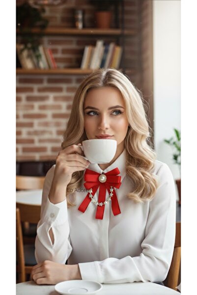 LO ADORO Vintage Victorian and Bee Detailed Brooch Women's Tie Bowtie Elizabe...