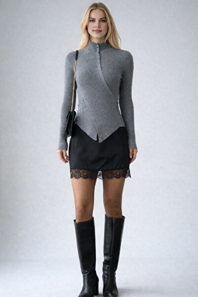 LOOSH Kasın Siyah Ucu Dantelli Saten Şort Astarlı Etek