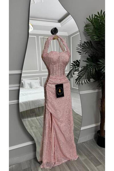 MANGONA Baby pink sequined evening dress with a halter neck and side slit - a...