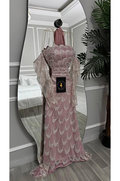 MANGONA Dusty Pink evening gown, fully embroidered with a shell pattern and f...