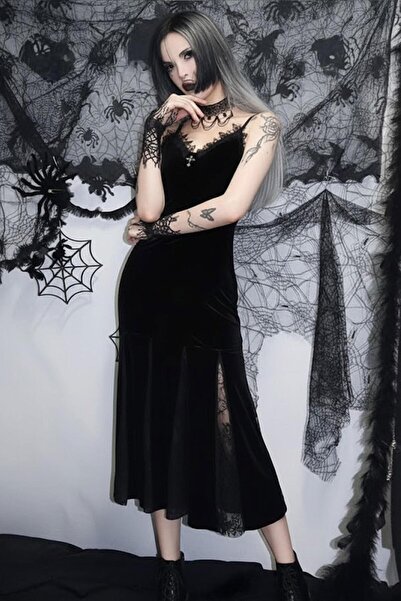 Karakedi Black Lace Slit Detailed Crossed Midi Velvet Dress