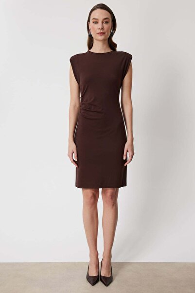 ON ντραπέ Αμάνικο μίντι φόρεμα